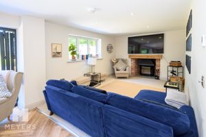 Photo 31- click for photo gallery